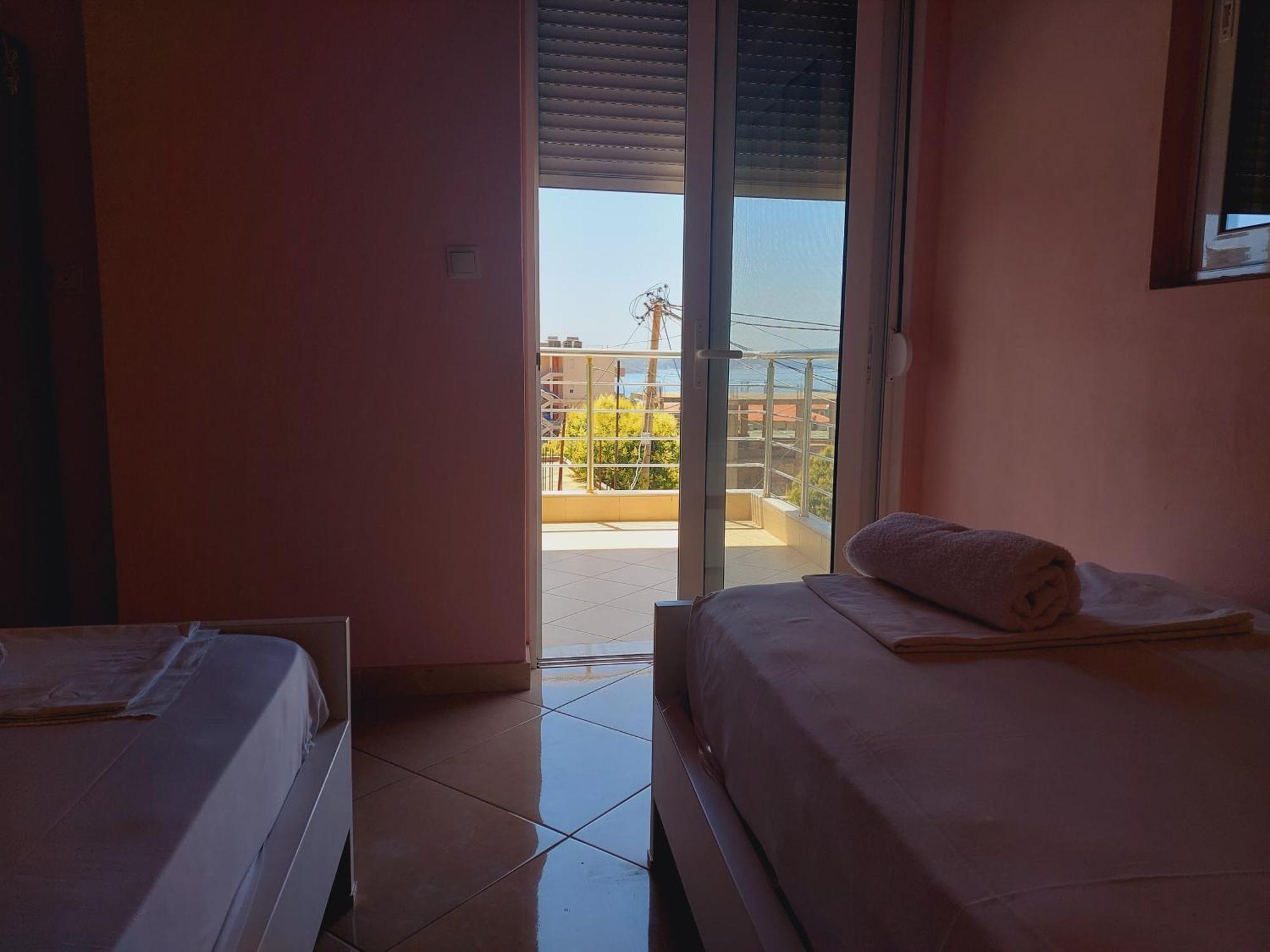 Apartment Adi Sarande Luaran gambar