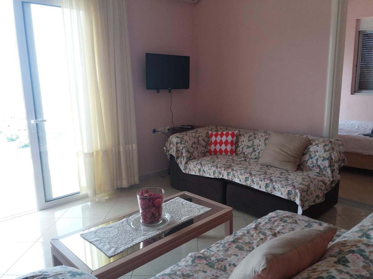 Apartment Adi Sarande Luaran gambar