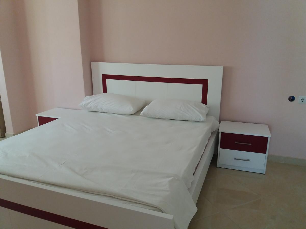 Apartment Adi Sarande Luaran gambar
